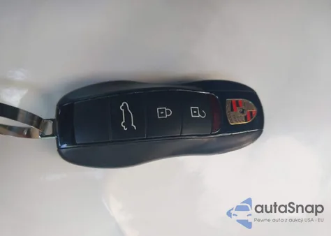 2019 Porsche Macan from USA, damaged, VIN WP1AA2A5XKLB08424